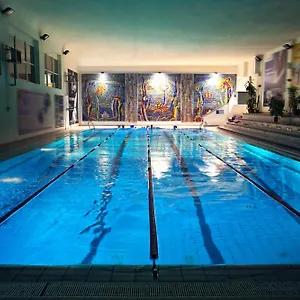 https://lh-hotel-and-spa.hotelslviv.net