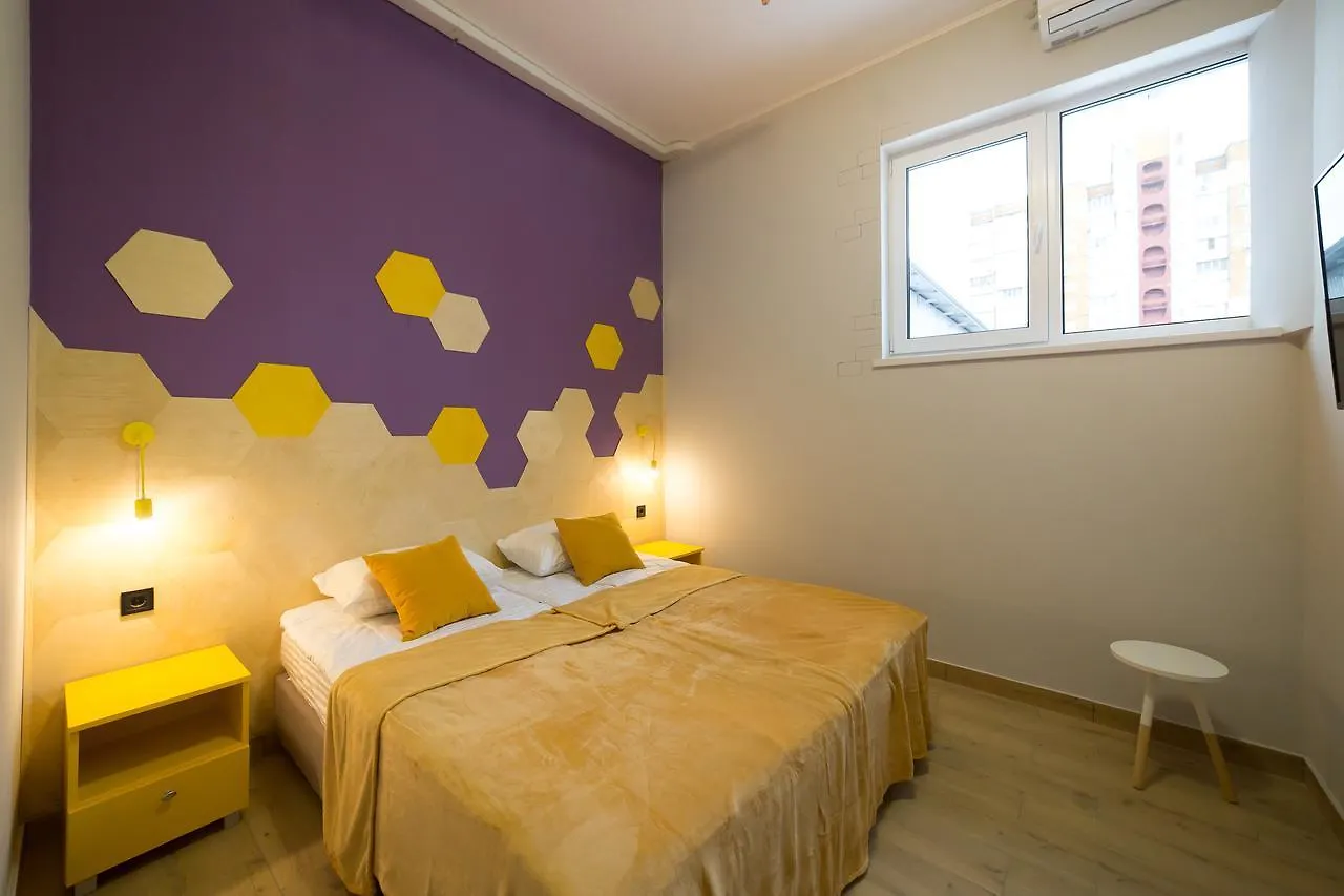 Hotel Bee Station 基輔