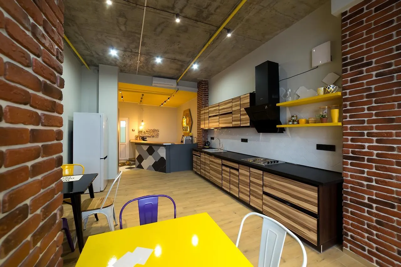 Hotel Bee Station 基輔