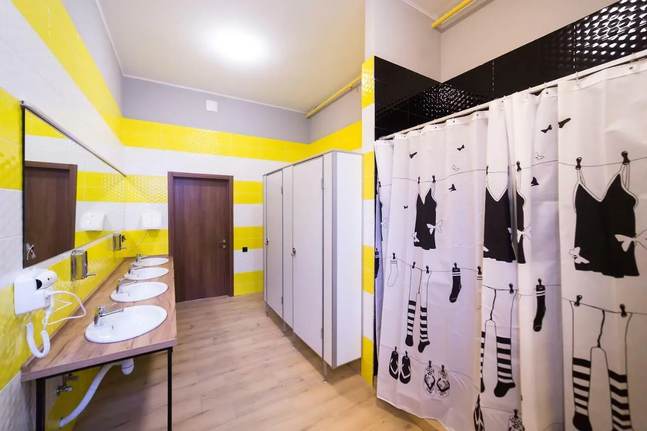 Hotel Bee Station 基輔